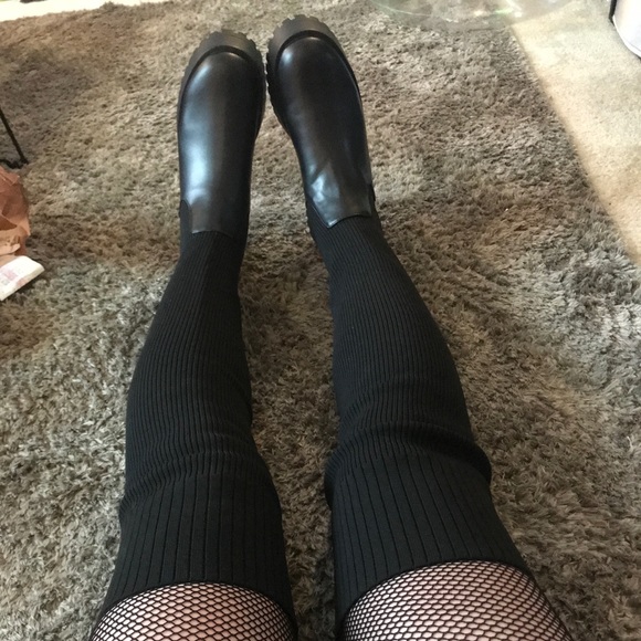 Steve Madden- Scoop Over-the-Knee Knit Lug Sole Boot (NWT) - Picture 5 of 16